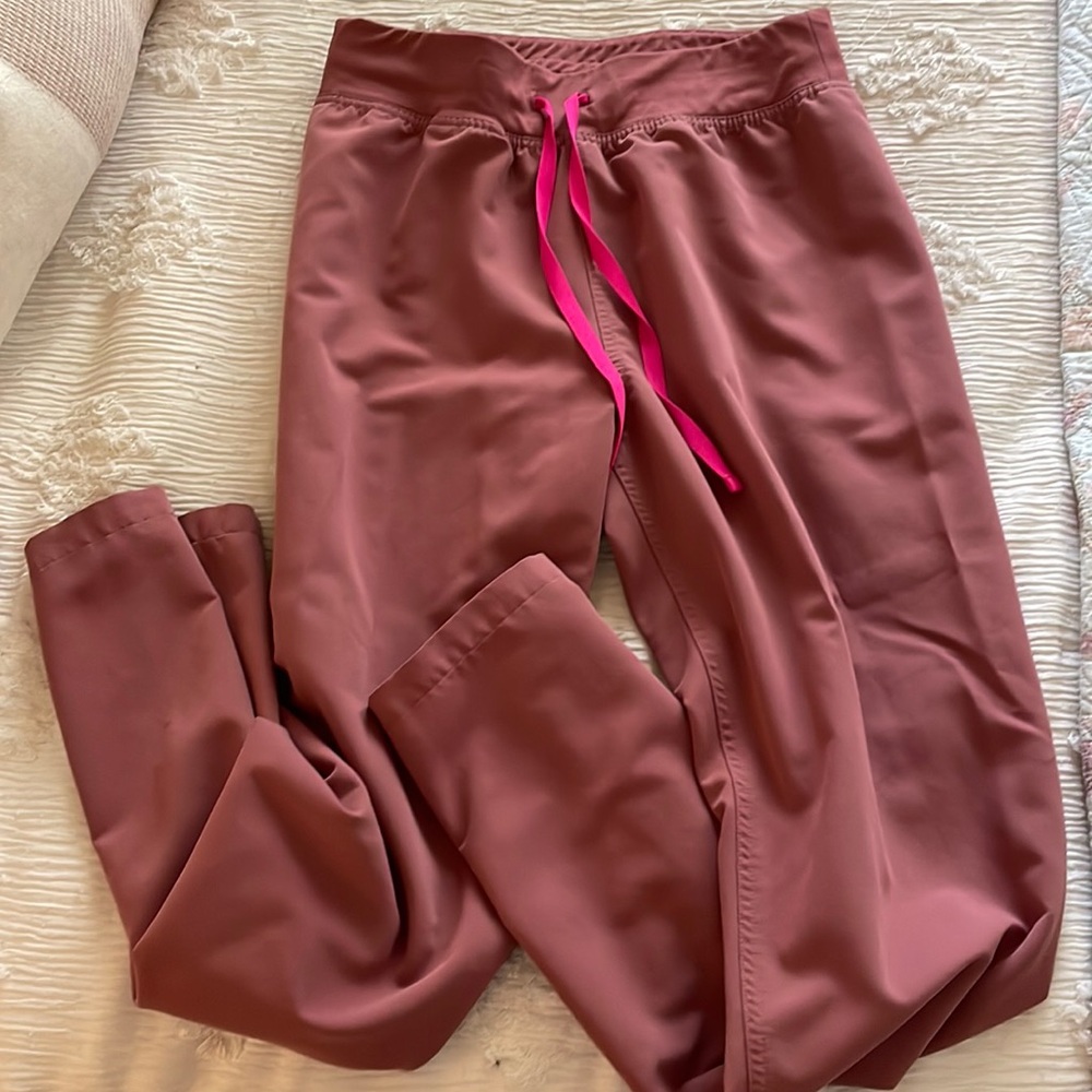 Figs scrub pants